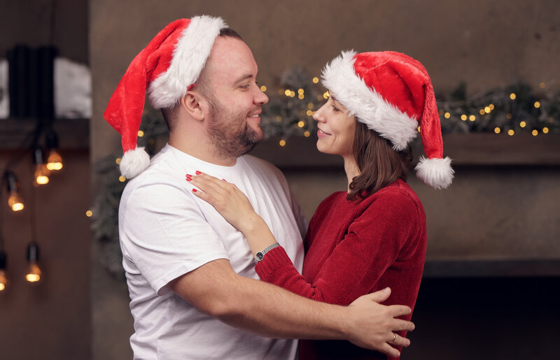 Julen er alletiders anledning til at forkæle parforholdet. Ill.: Colourbox.